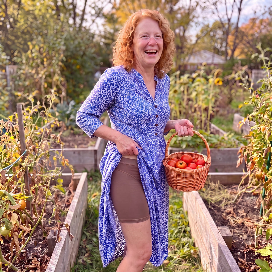Elaine M., 62