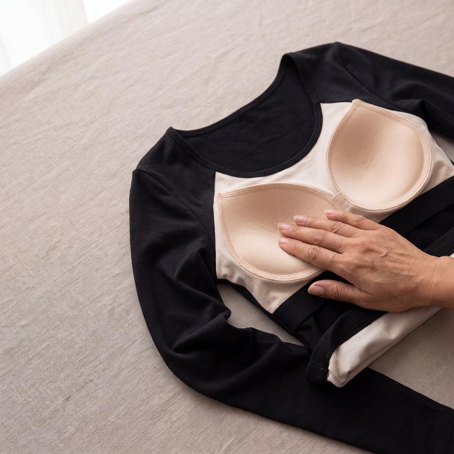 Built-in molded cups